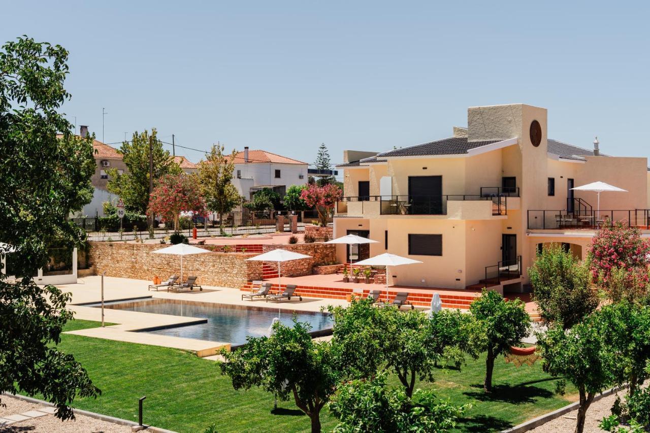 Villa Dos R'S Avis Exterior photo
